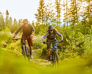 E-Biker in der Region um den Schneeberg