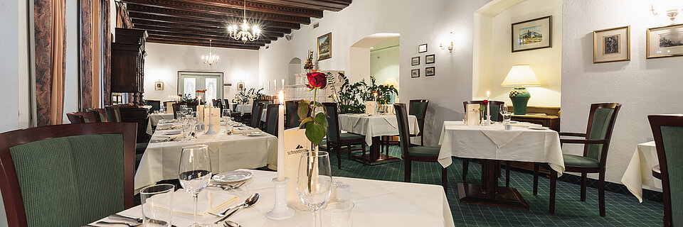 Elegantes Restaurant im Hotel Schneeberghof