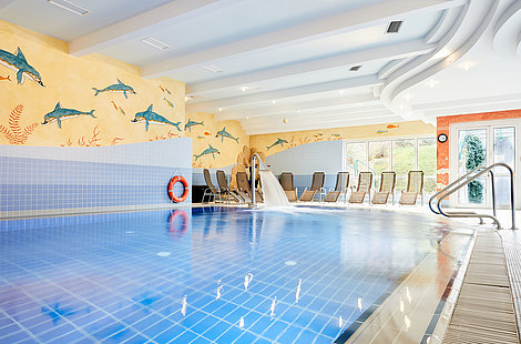 Indoor pool with a pleasant 27-degree water temperature